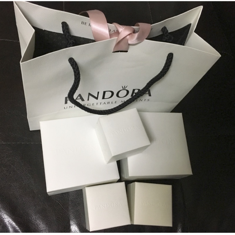 Pandora 潘朵拉正品原廠大小白盒手鍊戒指串珠收納