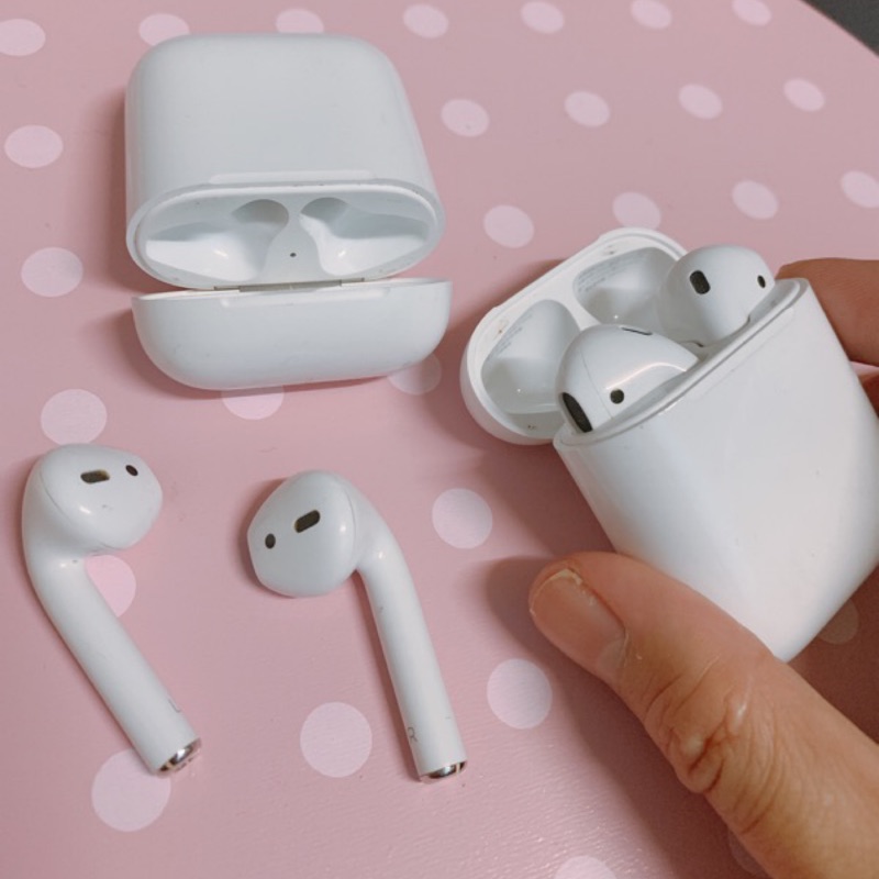 第一代 apple airpods 二手 耳機 8成新