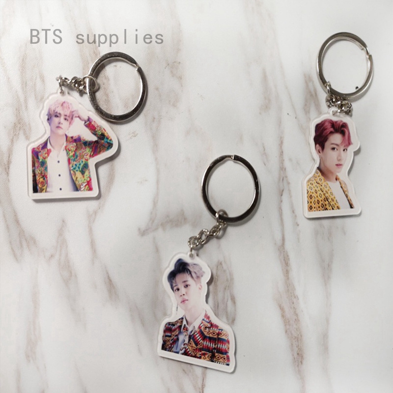 Bts用品1pckpop Bts防彈少年團idol鑰匙圈壓克力可愛鑰匙扣吊墜珠寶 蝦皮購物