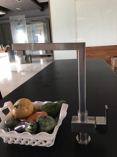 不鏽鋼龍頭，廚房龍頭，給水裝置，水龍頭，淨水器，面盆龍頭，檯面龍頭