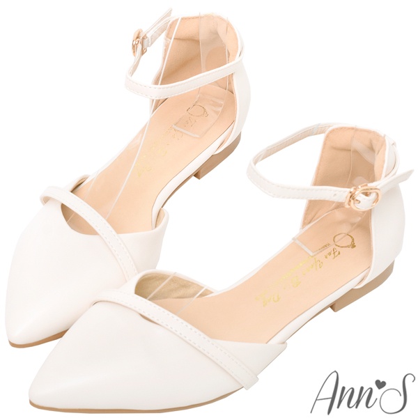 Ann’S柔美心動-造型斜帶顯瘦繞踝平底尖頭鞋-白