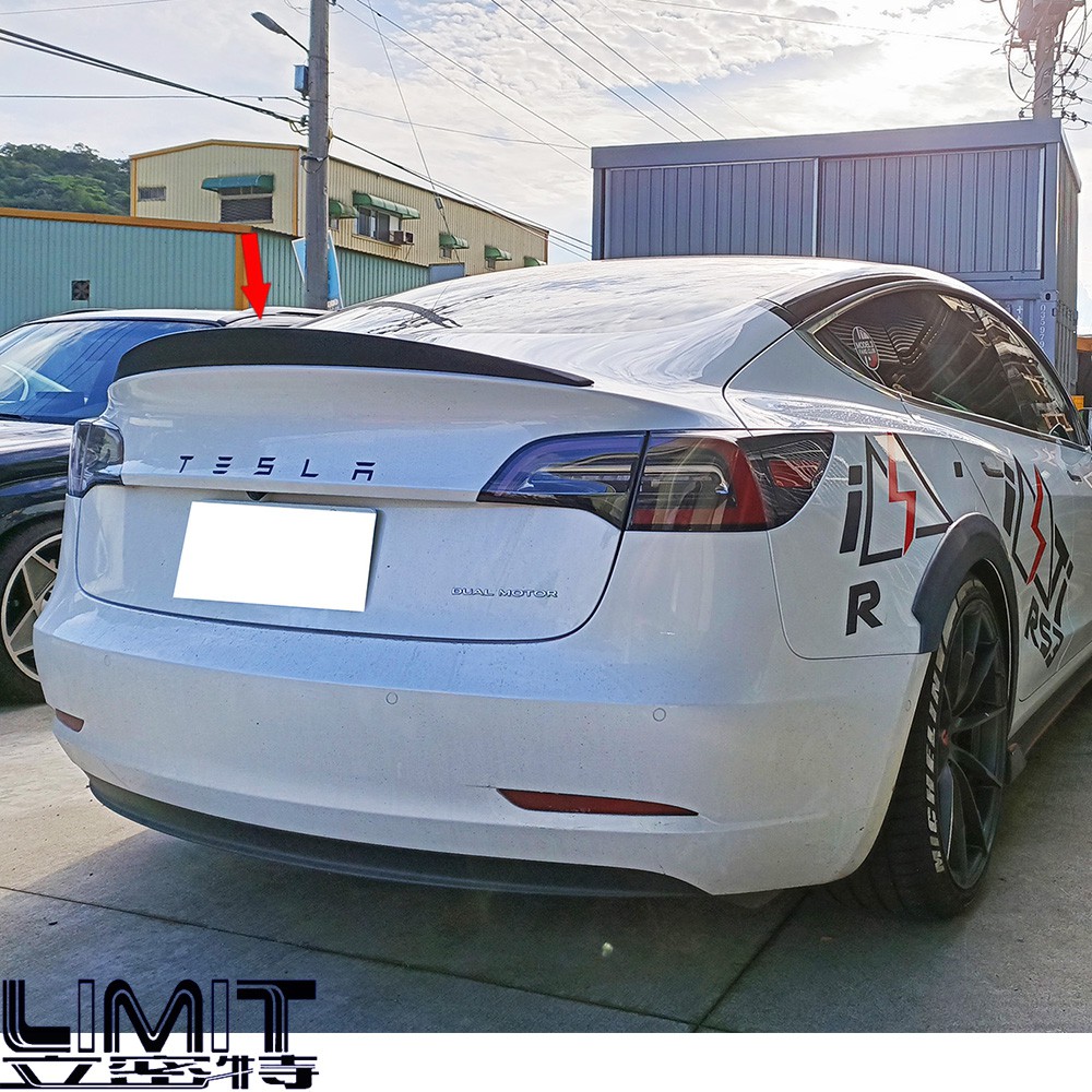 Limit立密特- 特斯拉 Model3 Tesla Model 3 掀背四門 P款 翹尾翼 素材 烤漆 卡夢