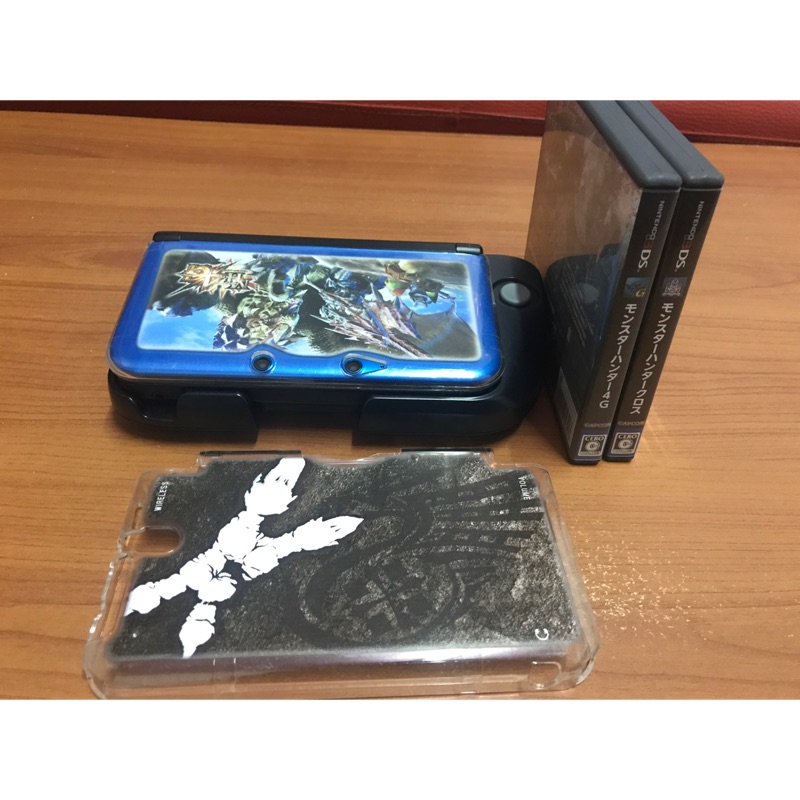 二手 3DS LL主機+3遊戲