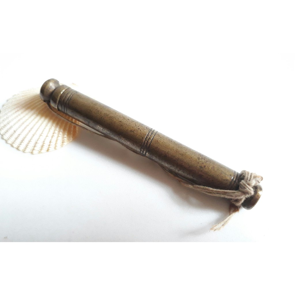 清代銅製【 精緻縫紉針筒 LL 】清代存放針線工具的縫紉針筒 品相相當完美。