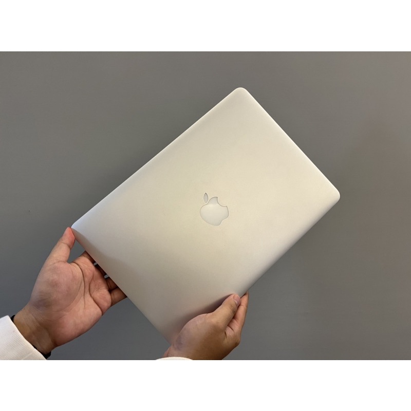 二手 2015 MacBook Air 13吋 i5處理器 256GB SSD 8G RAM
