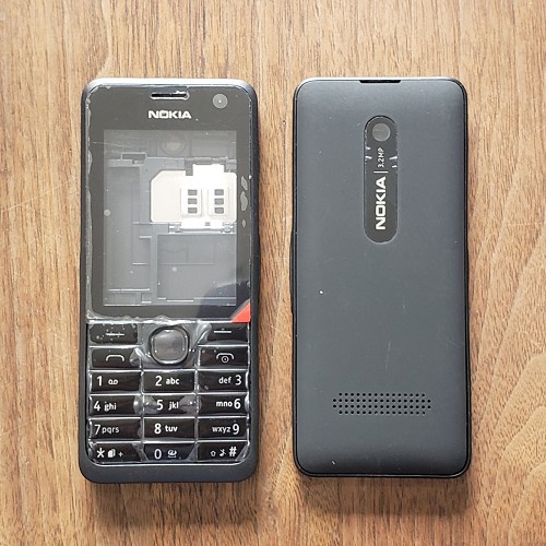 諾基亞 301 手機殼,側面和按鍵附有鑰匙