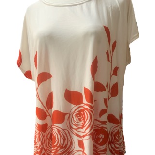 白底紅玫瑰，由花朵🌺作的漸層，兩邊皺折收邊的伸縮長版上衣