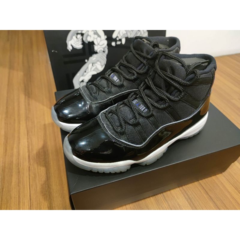 NIKE AIR JORDAN 11  AJ11二手 台灣公司貨 摩曼頓購入  怪物奇兵 US9.5