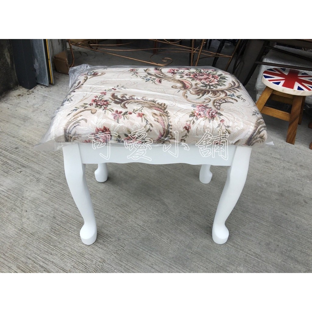 台中可愛小舖傢俱家飾 法歐美英式古典鄉村風全實木原木洗白色虎腳造型新娘結婚梳妝化妝椅主人床尾椅子舒適穩固居家客廳房間佈置