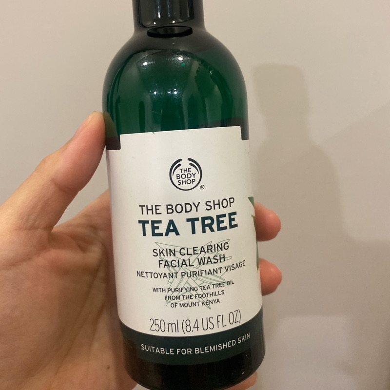 ✨The body shop✨茶樹淨膚深層潔面膠 250ml