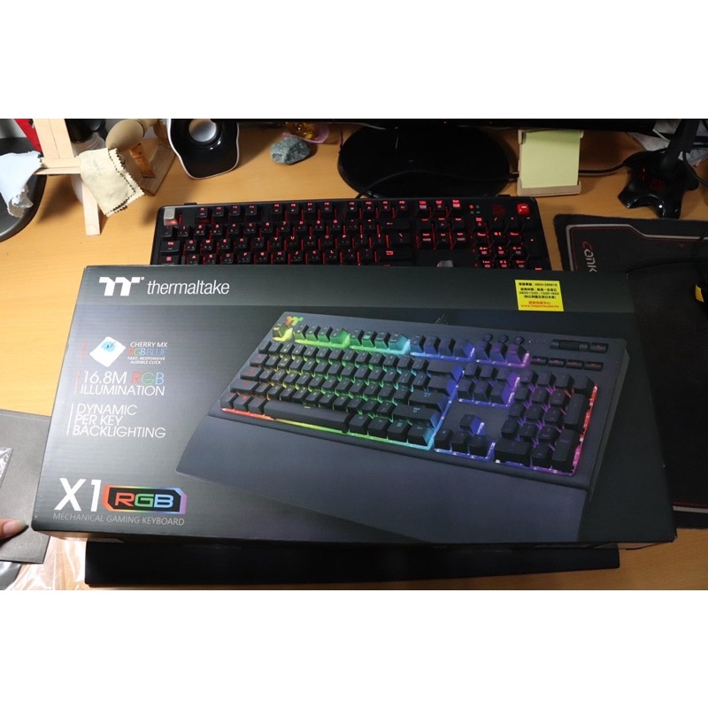 曜越 TT X1 RGB 鍵盤 青軸