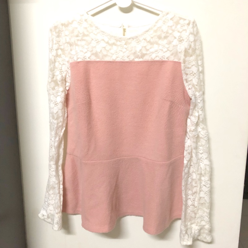 東京著衣 YOCO 甜美粉紅蕾絲 裙擺長袖上衣