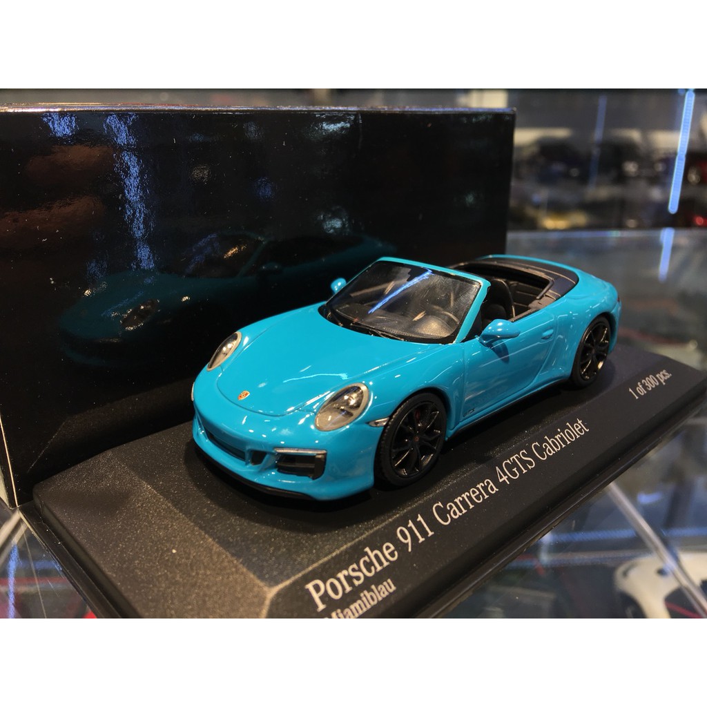 吉華@ 1/43 MINICHAMPS Porsche 911 Carrera 4GTS Cabriolet 藍色