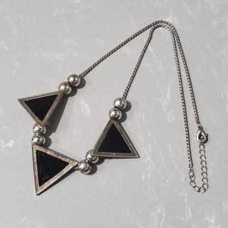 【黑】項鍊 黑色 三角型 造型 裝飾 點綴 優雅
