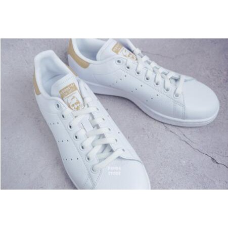 stan smith b41476