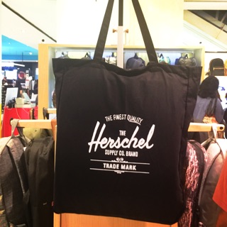 Herschel Supply Co.托特包