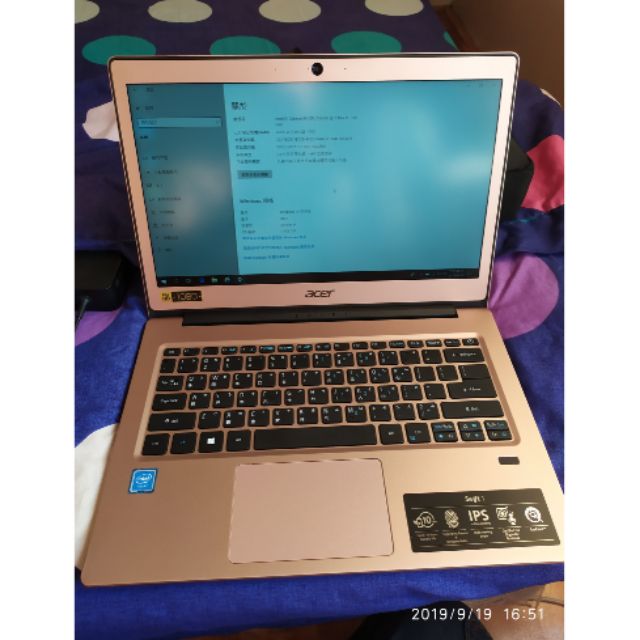 Acer swift 1 4g/128g文書筆電