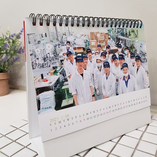 客製化桌曆 2024年桌曆 三角桌曆 個性化月曆 全家福桌曆 聖誕節禮物 生日禮物 情人節禮物 客製化行事曆 桌曆 禮物