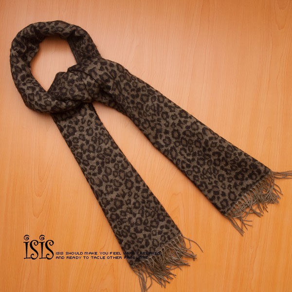 KURO-SHOP韓國進口 野性風格深色豹紋圍巾-可當披巾