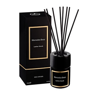 ☆MOMO小屋☆ Mercedes-Benz 木質與皮革 頂級居家精油擴香組(無酒精) 100ml