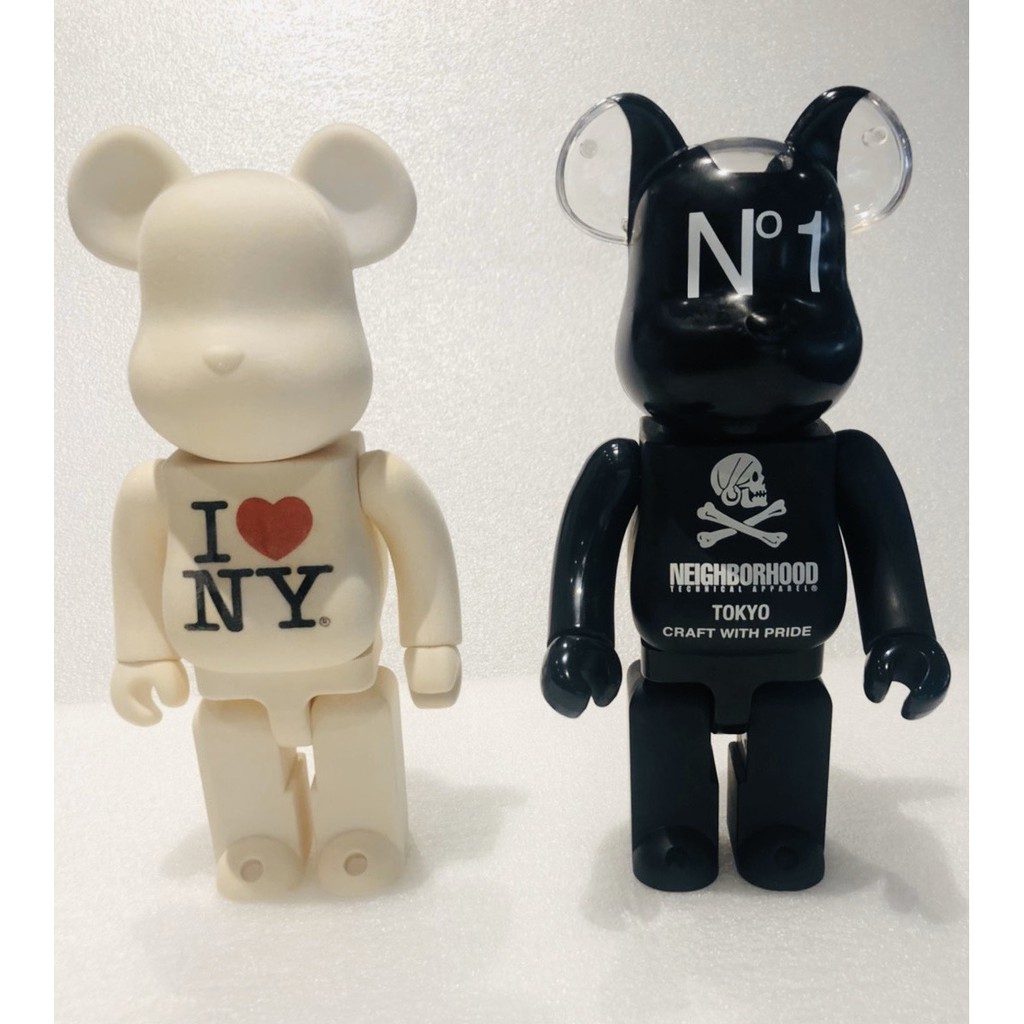 大拍賣 : BE@RBRICK- I LOVE NY &amp; NEIGHBORHOOD 400% -- 不完美的一對。