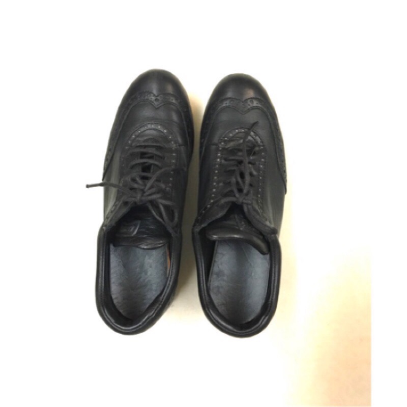 Camper 雕花女鞋 37 黑 。英國購入。有保養。