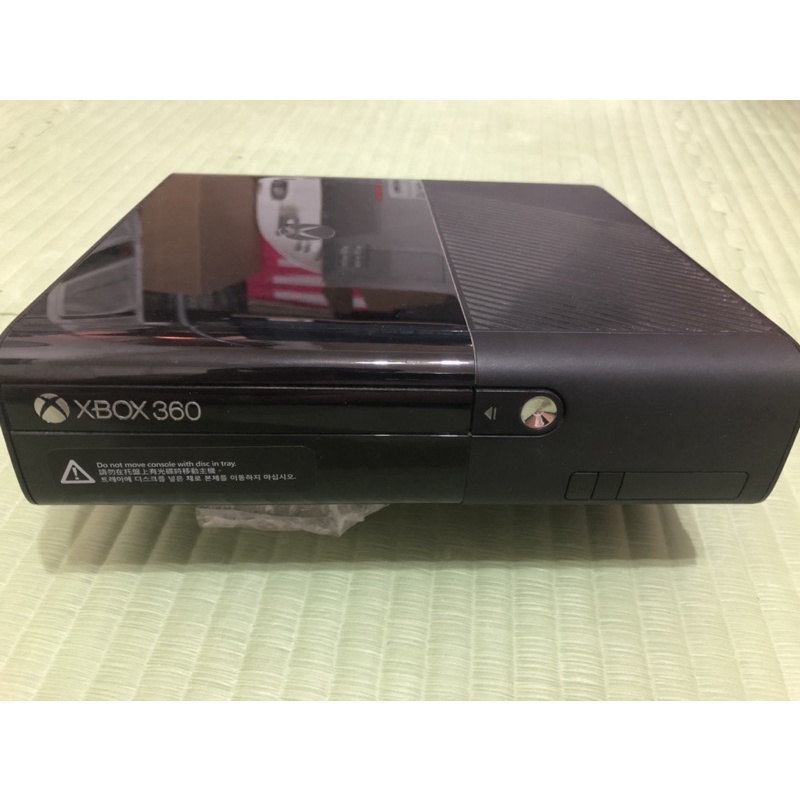 XBOX 360E 主機(無法開機)