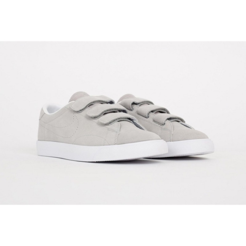 nike tennis classic ac velcro