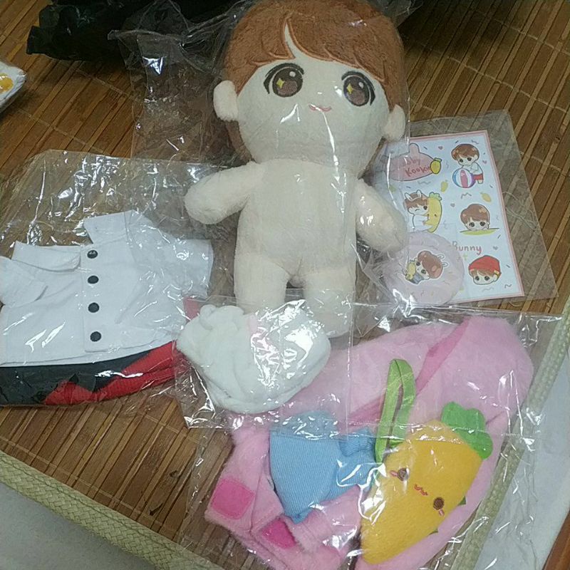 BTS娃娃Chubby kookie、餅乾衣櫃、20cm娃用鞋、大象娃衣、布丁狗娃衣、桃子睡袋、小雞睡袋