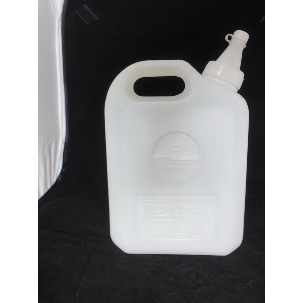 油桶 2L 手提水桶儲水桶水缸塑膠桶耐酸鹼油壺水壺醬油液體 [01-2F 14-24]