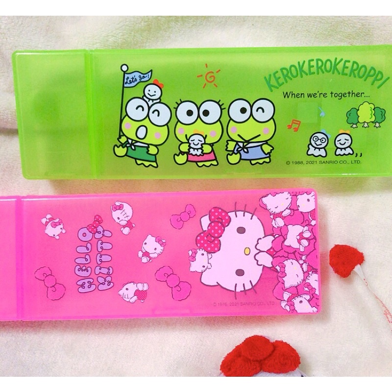 Hello Kitty、大眼蛙雙格長方形鉛筆盒（市價$80）