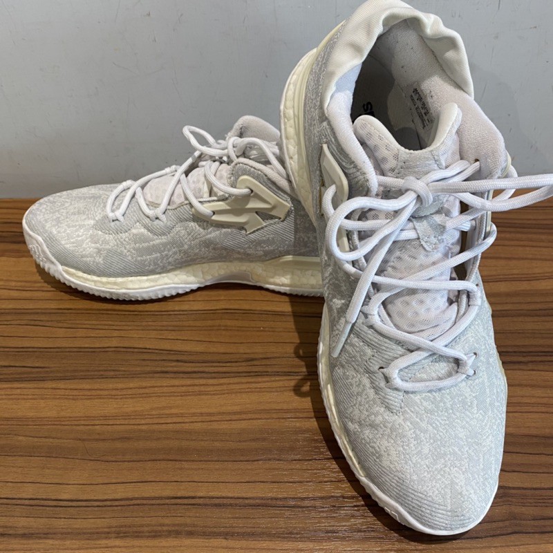 (MAN's WEAR男裝)ADIDAS 白灰色網球鞋 慢跑鞋 尺寸US8.5/ CHN26