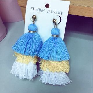 Fashion jewelry 韓國帶迴流蘇吊式耳環（耳針式）