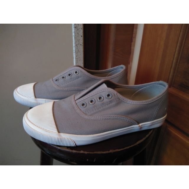 二手鞋 尺寸24 5 灰色外出休閒鞋 帆布鞋休閒鞋鞋灰色 蝦皮購物
