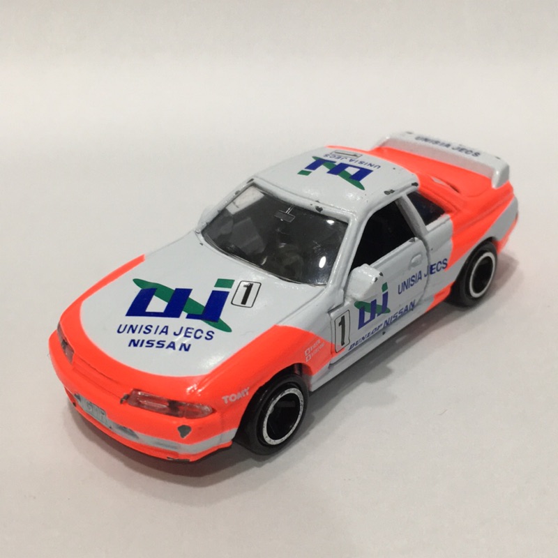 Tomica Nissan skyline gtr r32