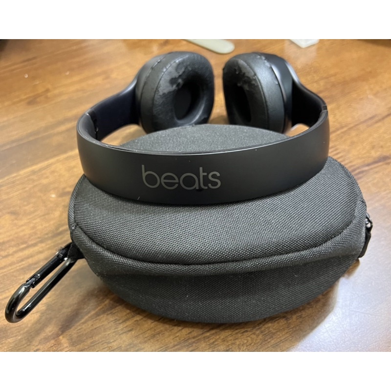 二手 beats solo3 wireless 霧黑 美國購入 耳罩脫膜需更換