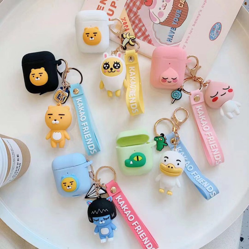 現貨 適用AirPods 1/2代蘋果藍芽耳機套 kakao friends&amp;bt21卡通保護套 飾品可拆下當鑰匙圈