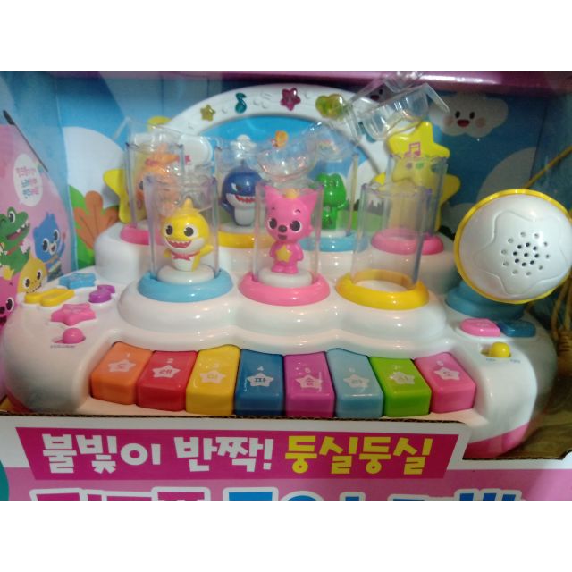 【台中妙妙屋】韓國代購 32首歌碰碰狐 Pinkfong 鯊魚家族 Baby Shark 音樂機 鋼琴 玩具 麥克風