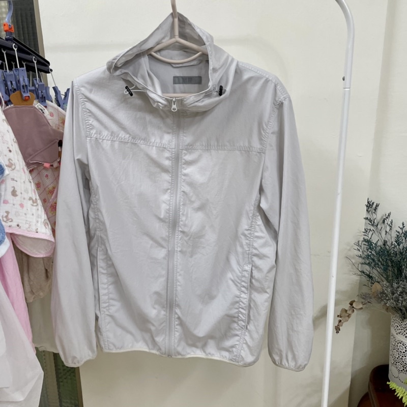Uniqlo 抗UV 防風薄外套