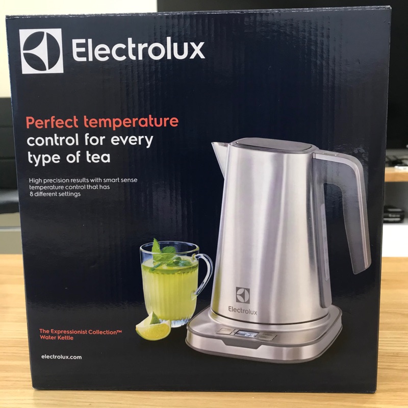 【Electrolux 伊萊克斯】設計家系列溫控電茶壺(EEK7804S)