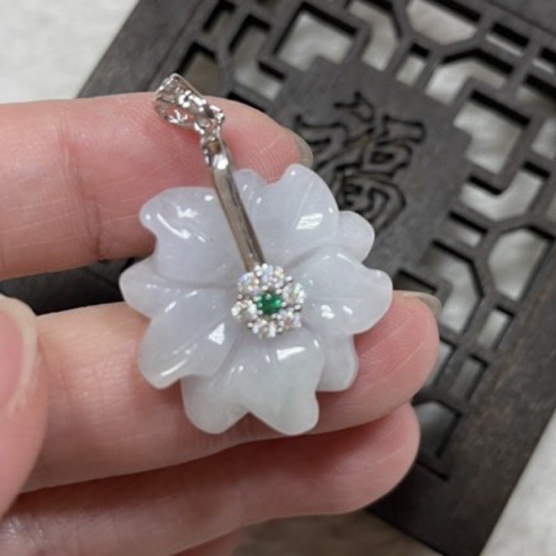 天然翡翠緬甸玉a貨芙蓉種淡紫春彩小花玉墜含銀扣頭 花開富貴 花 緬甸玉 翡翠 蝦皮購物