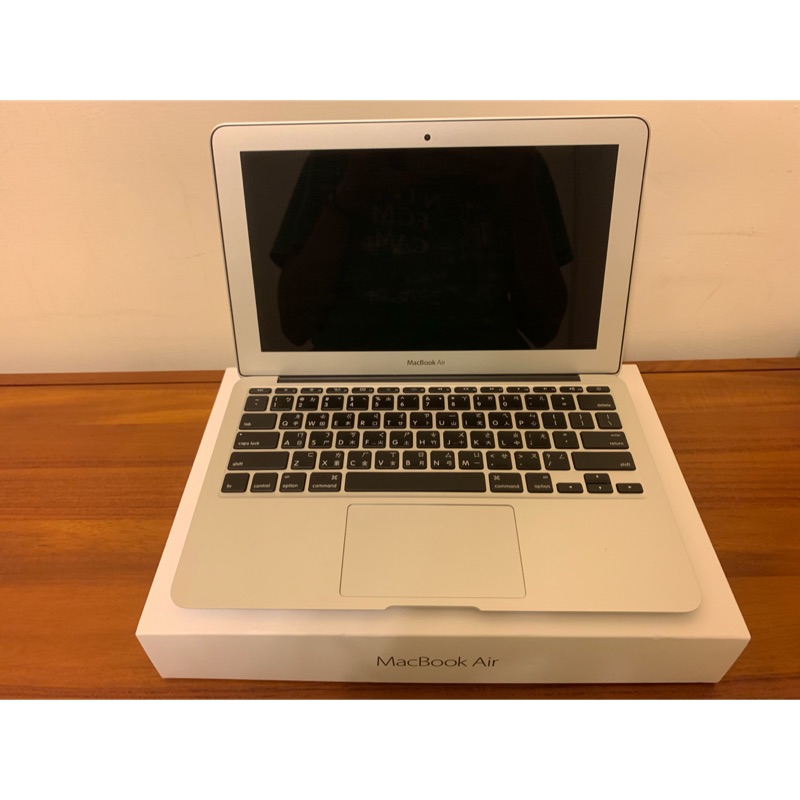 【二手貨】2016產，2015年款，MacBook air 11吋