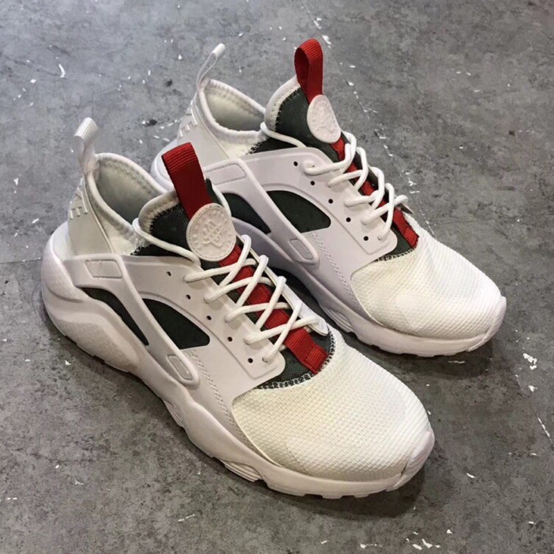 nike air huarache gucci