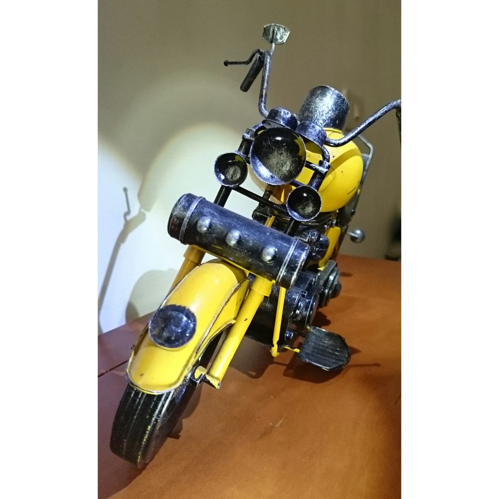 現貨(整組買送腳踏車)1969年哈雷機車金屬模型 嬉皮車 哈雷 Harley 擺飾 百件 擺設 黃色 摩托車 重機
