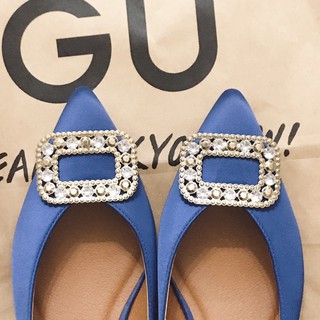 GU藍色假水鑽緞面尖頭低跟鞋💙