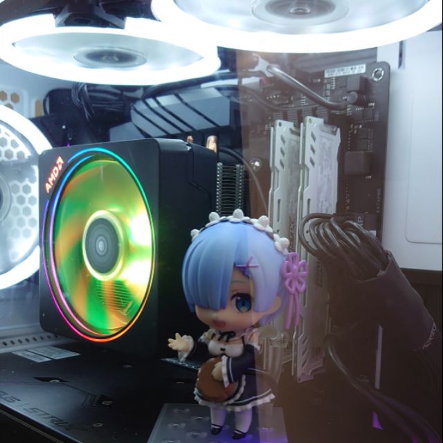 AMD原廠RGB風扇