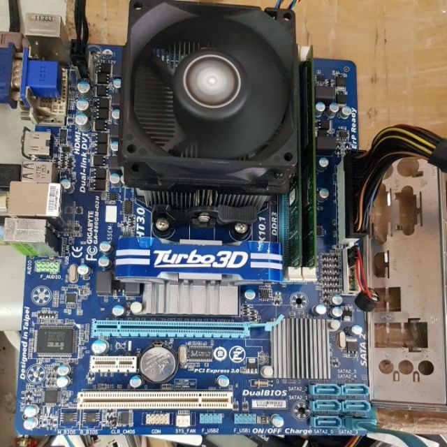 技嘉GA-880GM-D2H主機板