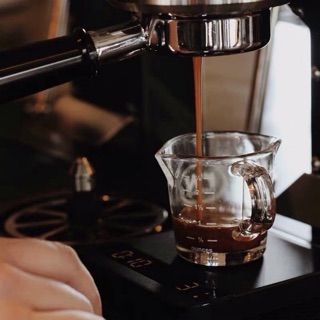 山喬斯生活 耐熱玻璃雙口量杯70ml 盎司杯 刻度量杯 濃縮咖啡杯 尖嘴量杯 耐熱玻璃杯 玻璃量杯帶刻度 現貨！