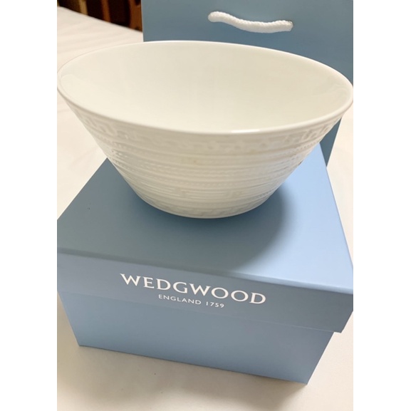 ［全新］Lexus Wedgwood純白深刻系列 精品白色浮雕骨瓷碗 15cm兩入組