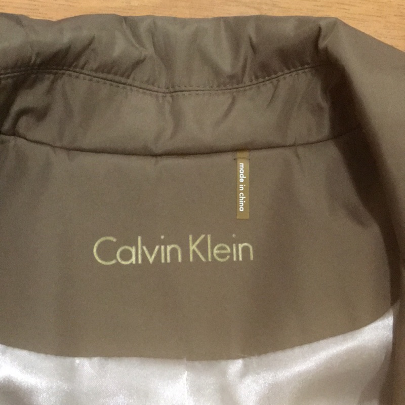 Calvin Klein風衣外套